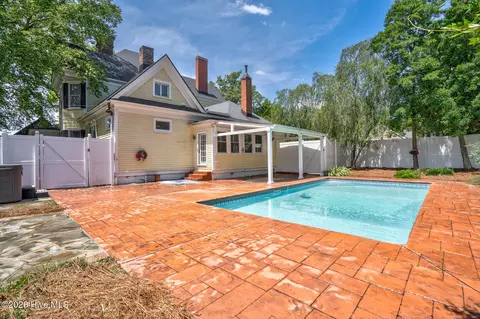 Exterior - 109 S Walnut St, Spring Hope, NC 27882 photo 17 of 19