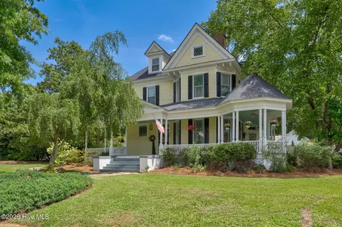 Exterior - 109 S Walnut St, Spring Hope, NC 27882 photo 4 of 19