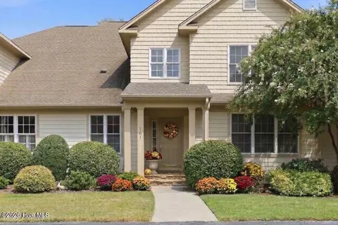161 Starland Ln, Southern Pines, NC 28387