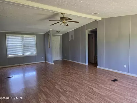 Living - 1142 E Nc 102 E, Ayden, NC 28513 photo 3 of 3