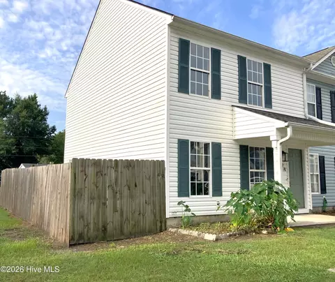 108 Pete Jones Dr UNIT 24, Richlands, NC 28574