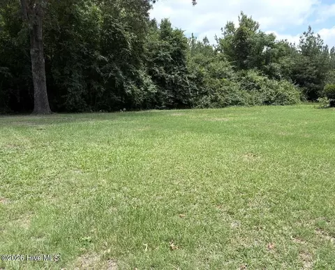 570 Walton Rd, Midway Park, NC 28544