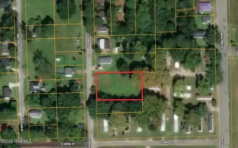 413 S Canal St, Whiteville, NC 28472