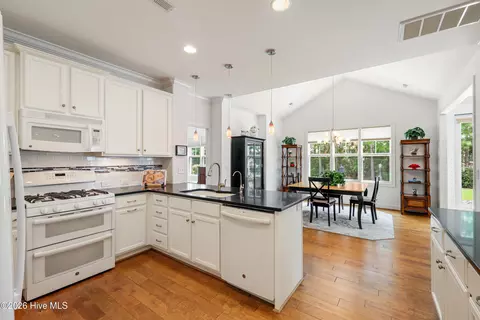 Kitchen - 2965 Pullen Dr, Leland, NC 28451 photo 4 of 4