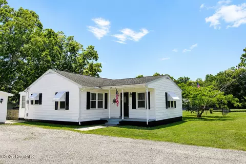 103 Cactus St, Newport, NC 28570