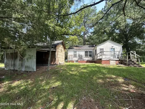 Exterior - 684 Pilson Rd, Cameron, NC 28326 photo 2 of 6