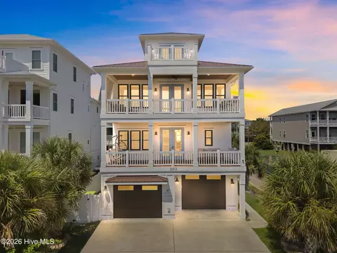 1602 Snapper Ln, Carolina Beach, NC 28428