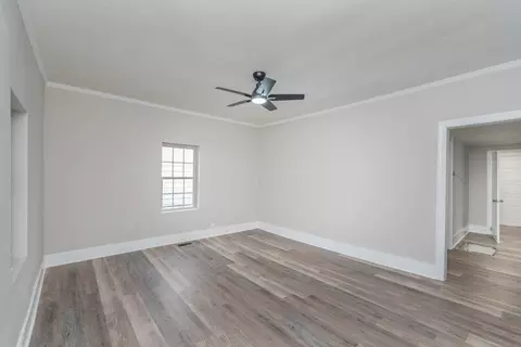 Living - 2015 Starnes St, Augusta, GA 30904 photo 2 of 4