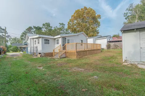 Exterior - 2015 Starnes St, Augusta, GA 30904 photo 10 of 17