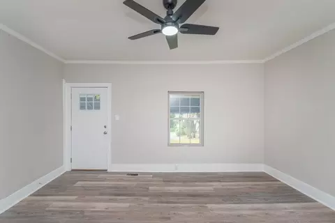 Living - 2015 Starnes St, Augusta, GA 30904 photo 1 of 4