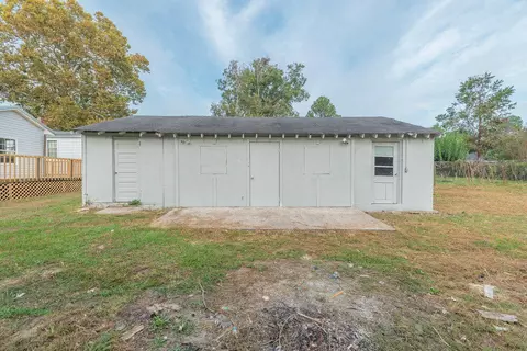 Exterior - 2015 Starnes St, Augusta, GA 30904 photo 13 of 17