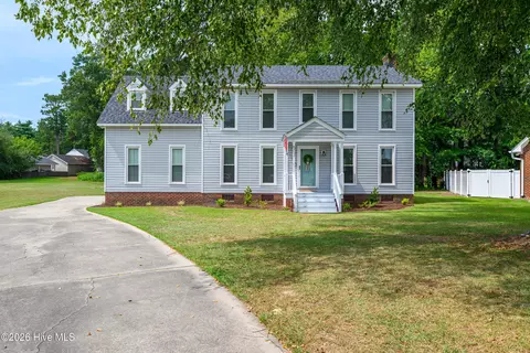 502 Wintergreen Ct, Tarboro, NC 27886