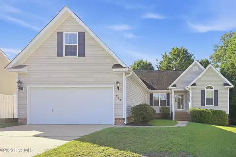 503 Plateau Dr, Greenville, NC 27858