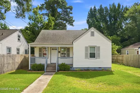 108 Harrell St, Elizabeth City, NC 27909