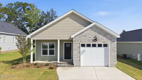 3227 Dolostone Ct SW, Wilson, NC 27893
