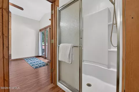 Bath - 1792 Wolfcreek Rd, Murphy, NC 28906 photo 3 of 6