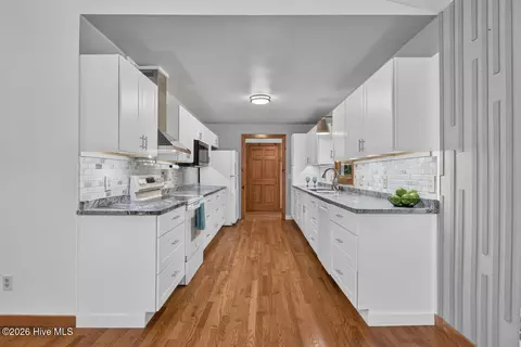 Kitchen - 1792 Wolfcreek Rd, Murphy, NC 28906 photo 1 of 4