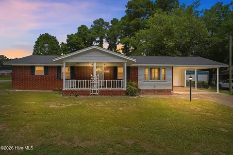 910 Old Grantham Rd, Goldsboro, NC 27530