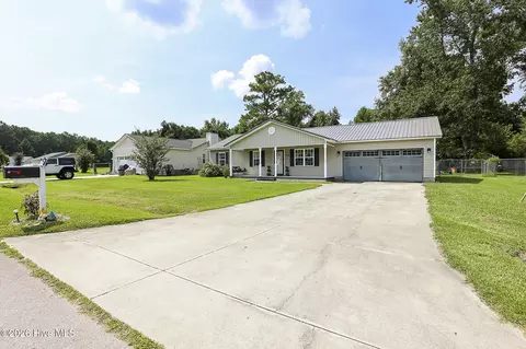 102 Turtle Creek Ct, Jacksonville, NC 28540
