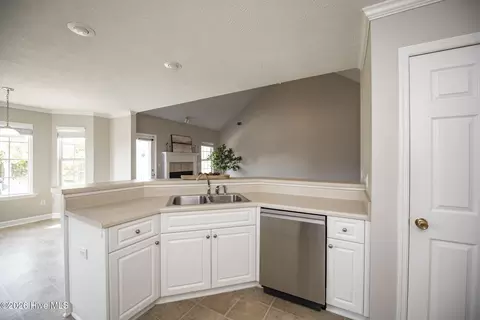 Kitchen - 702 Wickham Dr, Evans, GA 30809 photo 7 of 7