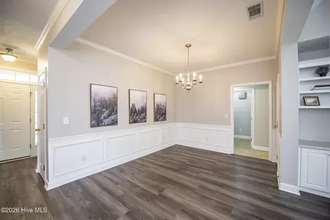 Entry Way - 702 Wickham Dr, Evans, GA 30809 photo 2 of 3