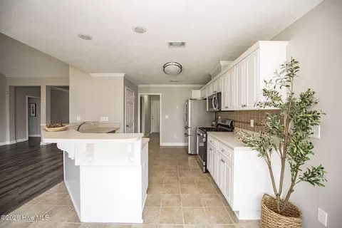 Kitchen - 702 Wickham Dr, Evans, GA 30809 photo 3 of 7