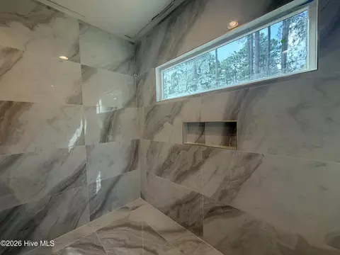 Bath - 60 Devon Dr, Pinehurst, NC 28374 photo 3 of 11