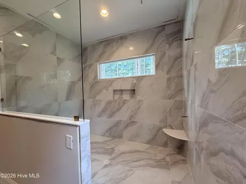 Bath - 60 Devon Dr, Pinehurst, NC 28374 photo 1 of 9