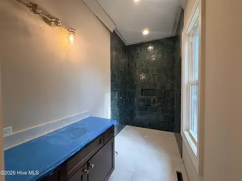 Bath - 60 Devon Dr, Pinehurst, NC 28374 photo 10 of 11