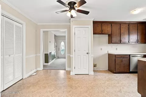 Entry Way - 9438 Colonial Dr, Middlesex, NC 27557 photo 1 of 1