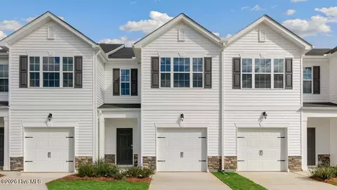 261 Otter Lodge St, Sanford, NC 27330