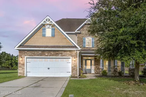 180 River Winding Rd, Jacksonville, NC 28540