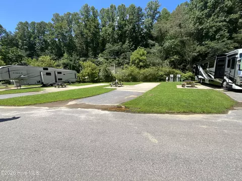 65 Old Tomotla Rd, Marble, NC 28905