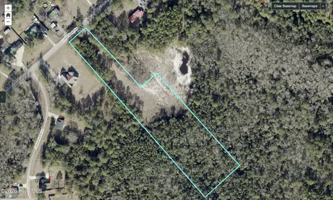 571 Luther Banks Rd, Richlands, NC 28574