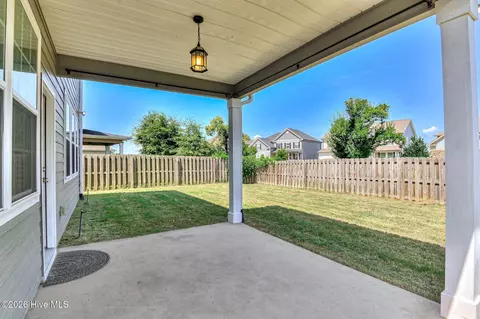 Exterior - 1047 Glenhaven Dr, Evans, GA 30809 photo 5 of 9