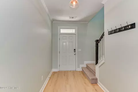 Entry Way - 1047 Glenhaven Dr, Evans, GA 30809 photo 1 of 3
