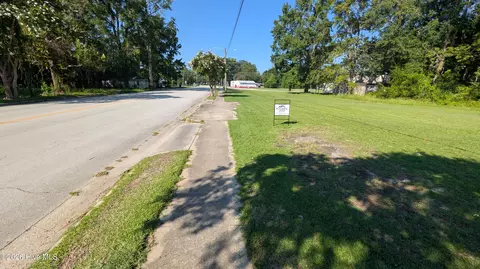 4484 S Lee St, Ayden, NC 28513 photo 3
