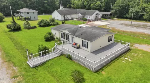 100 Clubhouse Rd, Hertford, NC 27944
