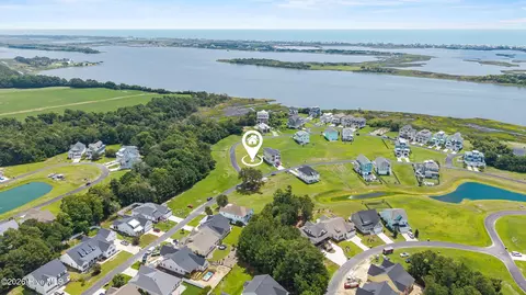 125 Whispering Ln, Holly Ridge, NC 28445