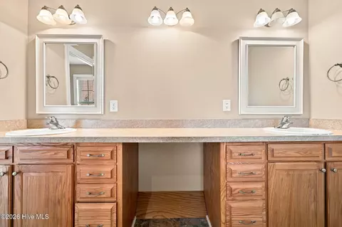 Bath - 4900 Pleasant Plain Rd, Ayden, NC 28513 photo 1 of 2