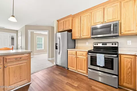 Kitchen - 4900 Pleasant Plain Rd, Ayden, NC 28513 photo 4 of 6