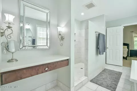 Bath - 4522 Bracada Dr, Durham, NC 27705 photo 3 of 6