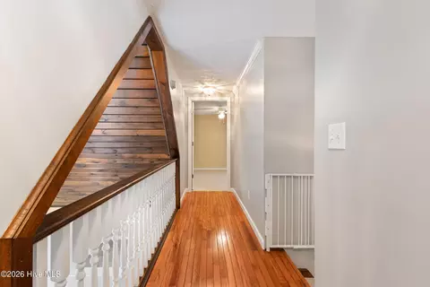 Entry Way - 21 Grand Rdg, Murphy, NC 28906 photo 8 of 11