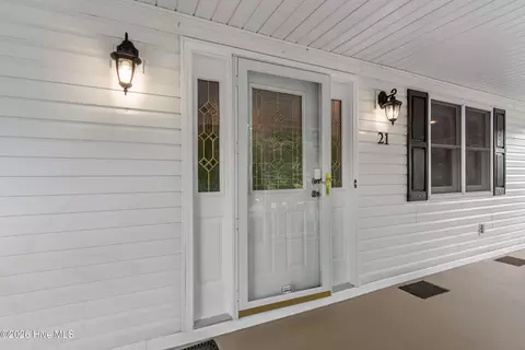 Exterior - 21 Grand Rdg, Murphy, NC 28906 photo 4 of 15