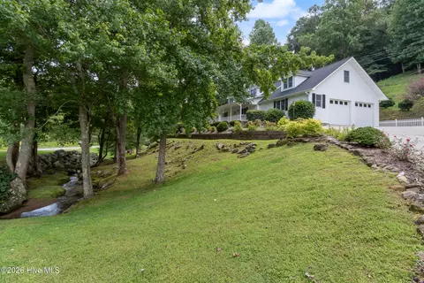 Exterior - 21 Grand Rdg, Murphy, NC 28906 photo 8 of 15