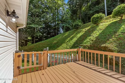Exterior - 21 Grand Rdg, Murphy, NC 28906 photo 5 of 15