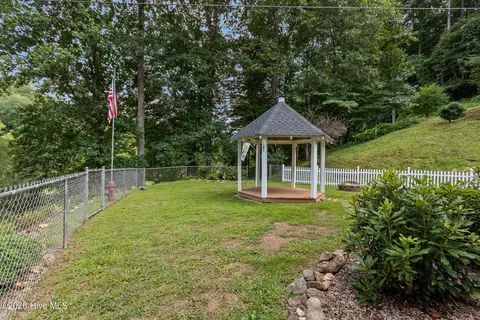 Exterior - 21 Grand Rdg, Murphy, NC 28906 photo 13 of 15
