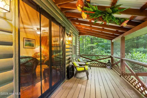Exterior - 317 W Hills Dr, Murphy, NC 28906 photo 6 of 23