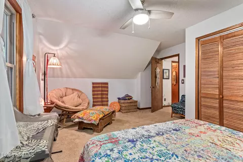 Bedroom - 317 W Hills Dr, Murphy, NC 28906 photo 6 of 7