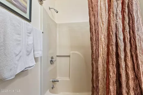 Bath - 317 W Hills Dr, Murphy, NC 28906 photo 3 of 3